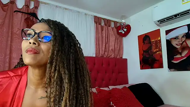 Snapshot of CandyBlackFunXXX chatting on March 2026 06:18:01 AM CandyBlackFunXXX online show from March 2026 06:18:01 AM