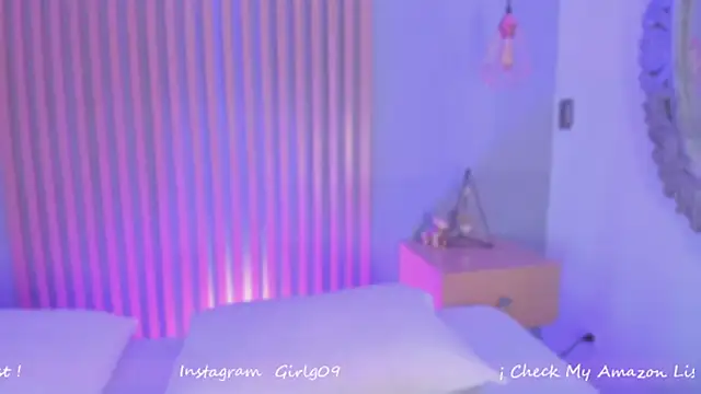 aisha h  online show from September 2025 08:43:01 PM