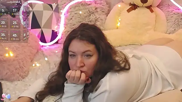 Nataly cute online show from January 2025 05:41:02 AM