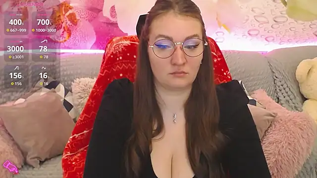 Nataly cute online show from September 2025 06:24:01 PM