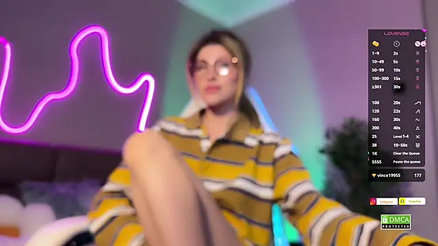 ellie miu online show from December 2024 06:23:02 PM