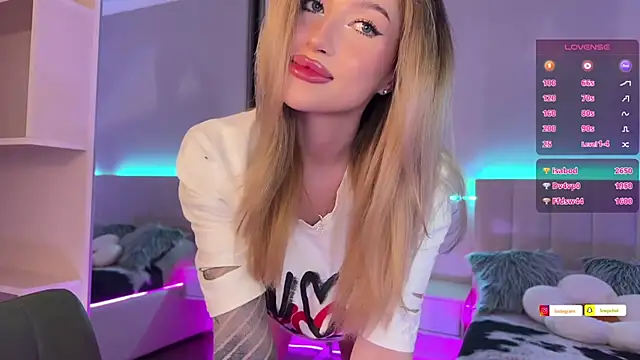 ellie miu online show from March 2025 02:43:01 AM