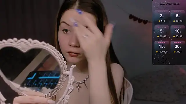 CoddleWeeper  online show from November 2025 01:23:01 PM