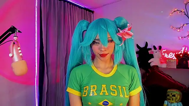 Miss freydis online show from April 2026 04:32:01 AM