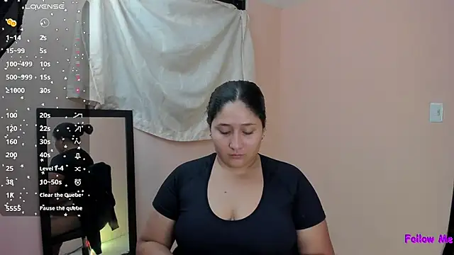 cherrycurvyyy online show from December 2025 07:18:01 PM