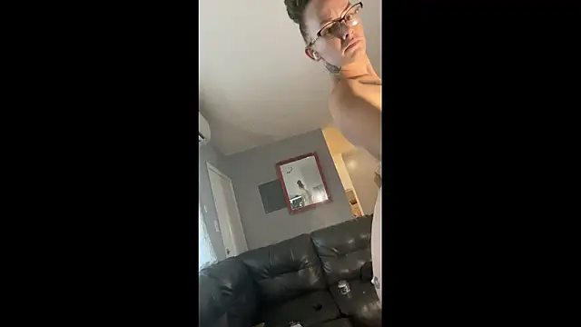 caliisno online show from November 2025 07:26:01 PM