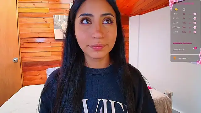 Snapshot of amber_curly chatting on October 2025 08:38:02 PM amber curly online show from October 2025 08:38:02 PM