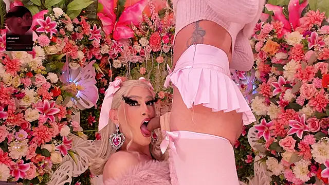 Snapshot of AlisonSharon chatting on March 2025 05:00:01 AM AlisonSharon online show from March 2025 05:00:01 AM