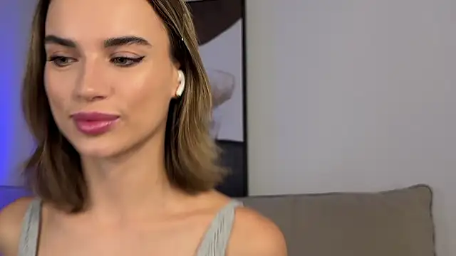 Snapshot of JodyBlow chatting on October 2025 10:23:02 AM JodyBlow online show from October 2025 10:23:02 AM