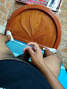 Snapshot of Dnick2 chatting on December 2025 09:19:02 PM Dnick2 online show from December 2025 09:19:02 PM