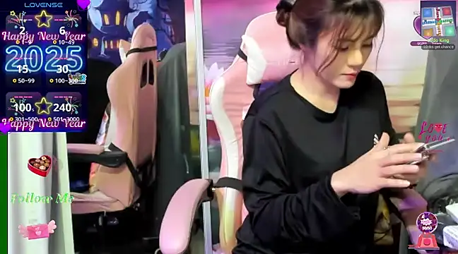 Sugar lipsz online show from January 2025 05:23:01 AM