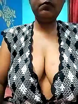 Snapshot of Nancy-22 chatting on December 2024 06:32:02 PM Nancy-22 online show from December 2024 06:32:02 PM