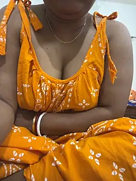 Snapshot of Nancy-22 chatting on November 2025 06:08:01 AM Nancy-22 online show from November 2025 06:08:01 AM