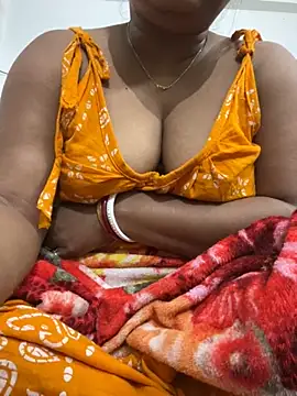 Snapshot of Nancy-22 chatting on December 2025 01:49:01 PM Nancy-22 online show from December 2025 01:49:01 PM