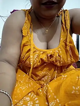 Snapshot of Nancy-22 chatting on February 2026 11:11:01 AM Nancy-22 online show from February 2026 11:11:01 AM