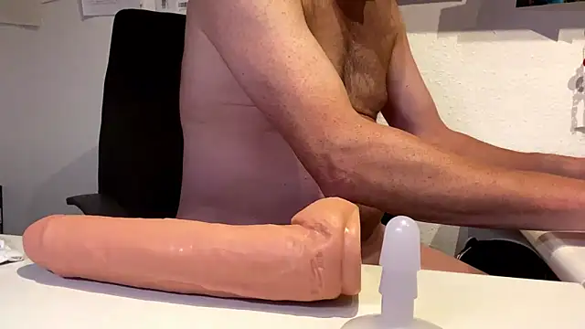 Snapshot of Geilerjung69 chatting on November 2025 09:05:02 PM Geilerjung69 online show from November 2025 09:05:02 PM