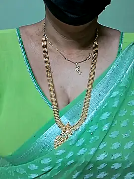 ananya956 online show from February 2025 09:00:01 PM