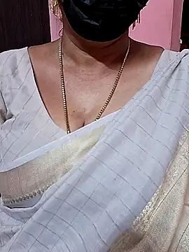 ananya956 online show from October 2025 05:37:01 AM