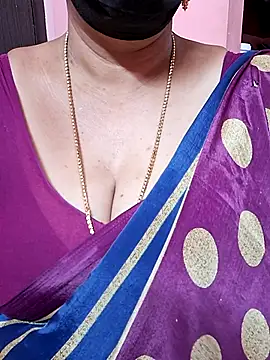 ananya956 online show from October 2025 08:06:02 PM