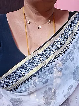 ananya956 online show from June 2026 01:37:01 AM
