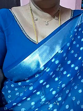 ananya956 online show from June 2026 04:09:02 PM