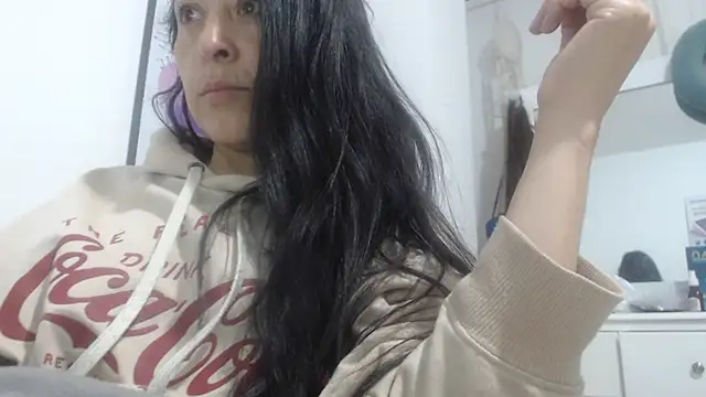 naughthyany16 online show from October 2025 09:12:01 AM