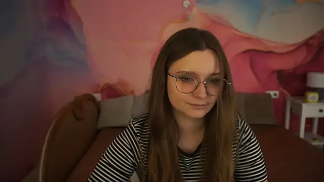 MagicPeachh  online show from October 2025 08:59:01 AM