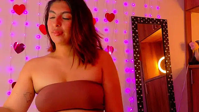 Snapshot of im_anna_ chatting on February 2026 08:27:01 PM im anna online show from February 2026 08:27:01 PM