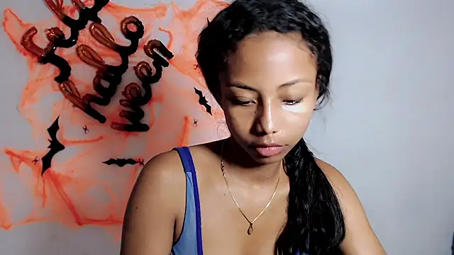 jasmin brunette  online show from October 2025 01:01:01 PM