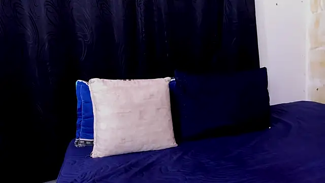 Lauren Hills069 online show from October 2025 11:57:02 PM