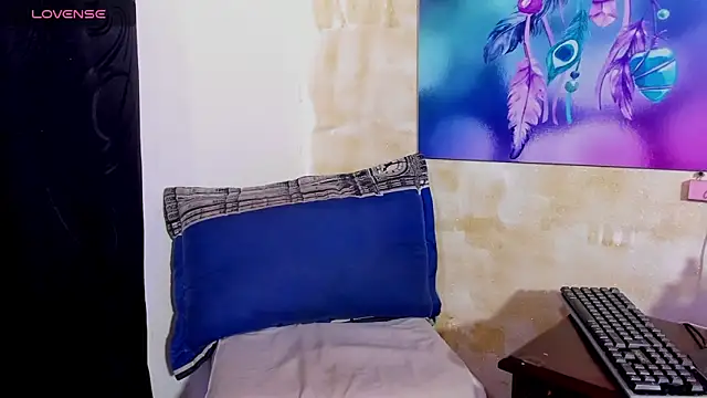 Snapshot of Lauren_Hills069 chatting on February 2026 12:31:01 AM Lauren Hills069 online show from February 2026 12:31:01 AM