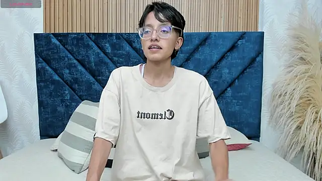 Snapshot of Marge_lasander chatting on January 2025 01:29:01 AM Marge lasander online show from January 2025 01:29:01 AM