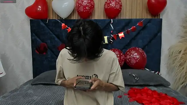 Snapshot of Marge_lasander chatting on February 2025 01:31:02 AM Marge lasander online show from February 2025 01:31:02 AM