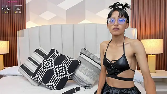 Snapshot of Marge_lasander chatting on September 2025 01:40:02 AM Marge lasander online show from September 2025 01:40:02 AM