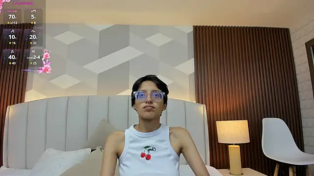 Snapshot of Marge_lasander chatting on October 2025 01:28:02 AM Marge lasander online show from October 2025 01:28:02 AM