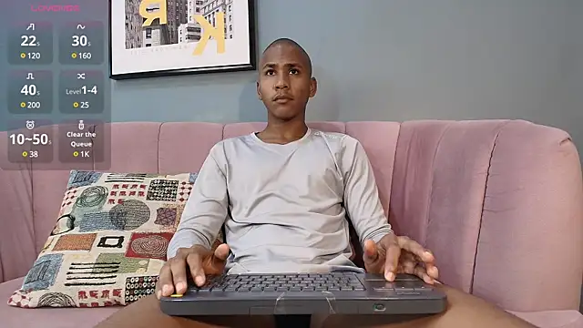 Ethan Fox11 online show from December 2024 02:32:01 PM