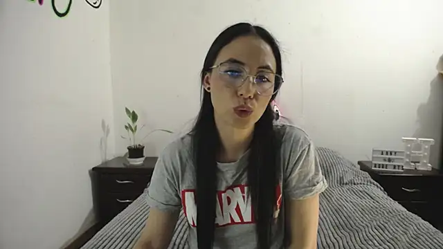 anny roberts online show from December 2024 07:57:02 PM