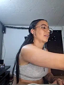 anny roberts online show from February 2025 09:37:02 PM