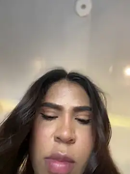 HaileyBaldwin online show from December 2024 10:26:01 PM