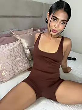 HaileyBaldwin online show from January 2025 07:46:01 PM