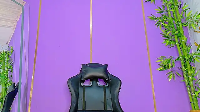 Snapshot of scarlet-jonesx chatting on October 2025 12:18:01 AM scarlet-jonesx online show from October 2025 12:18:01 AM