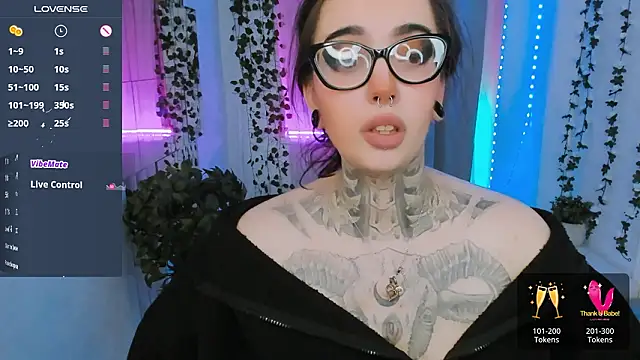 Snapshot of Dixi_Pixi_ chatting on March 2026 05:44:01 AM Dixi Pixi online show from March 2026 05:44:01 AM