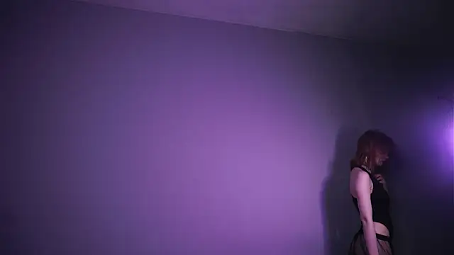 Snapshot of ginger_hugs chatting on December 2024 01:34:02 AM ginger hugs online show from December 2024 01:34:02 AM