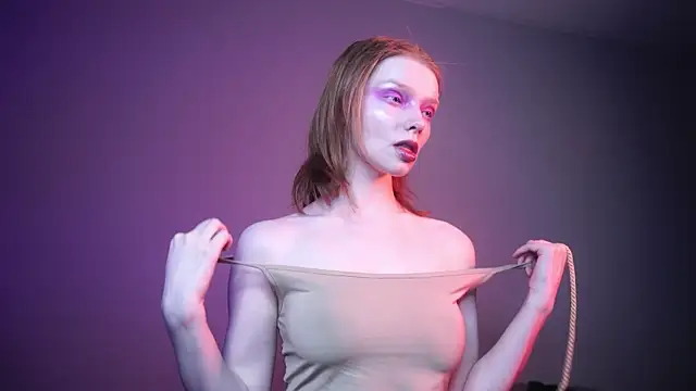 Snapshot of ginger_hugs chatting on January 2025 10:07:02 PM ginger hugs online show from January 2025 10:07:02 PM