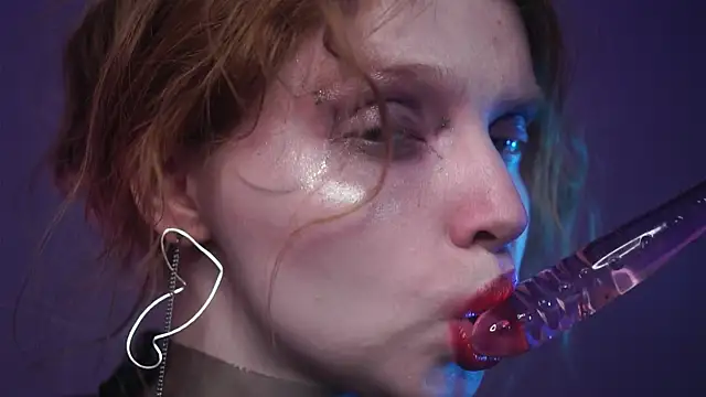 Snapshot of ginger_hugs chatting on February 2025 01:09:01 AM ginger hugs online show from February 2025 01:09:01 AM