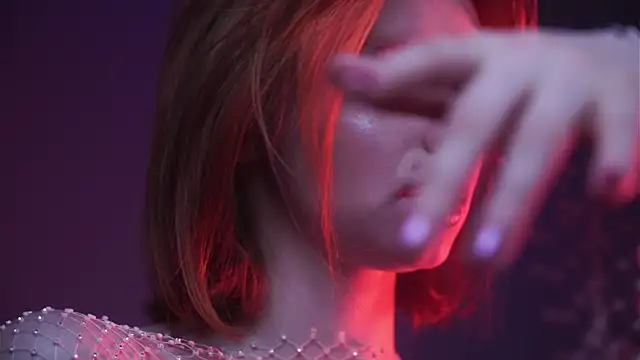 Snapshot of ginger_hugs chatting on February 2025 04:21:01 AM ginger hugs online show from February 2025 04:21:01 AM