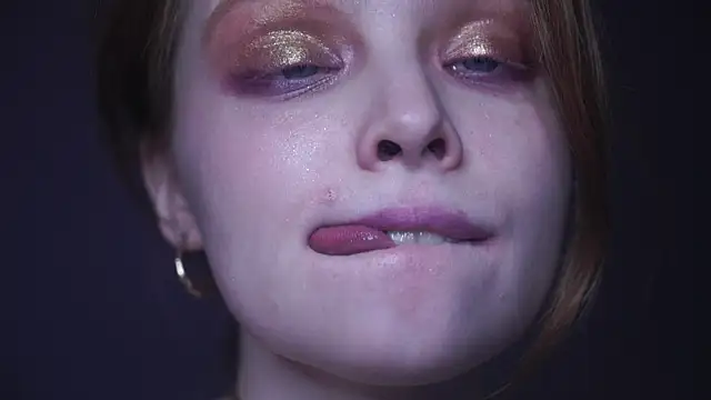 Snapshot of ginger_hugs chatting on February 2025 04:16:02 AM ginger hugs online show from February 2025 04:16:02 AM