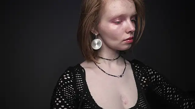 Snapshot of ginger_hugs chatting on February 2025 10:09:02 PM ginger hugs online show from February 2025 10:09:02 PM