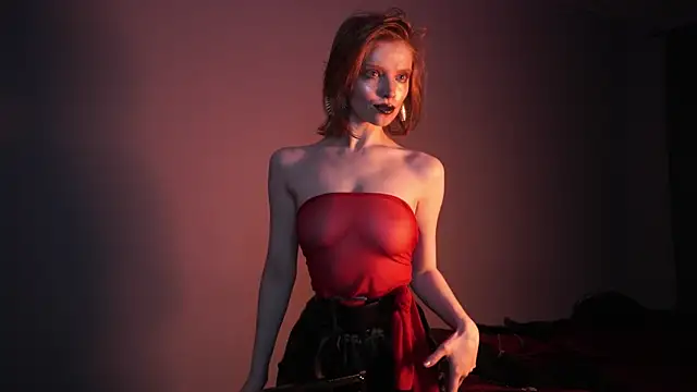 Snapshot of ginger_hugs chatting on March 2025 10:10:01 PM ginger hugs online show from March 2025 10:10:01 PM