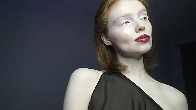 Snapshot of ginger_hugs chatting on March 2025 10:07:02 PM ginger hugs online show from March 2025 10:07:02 PM